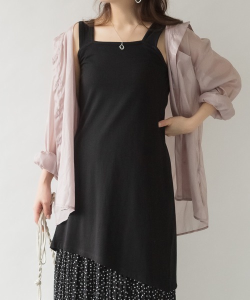 aity(アイティ)の「M-4L ブラ紐隠し レイヤードキャミソールミニワンピ 夏服(キャミソール・レディース・オフホワイト/ブラック/チャコールグレー/グレイッシュベージュ・4L/3L/LL/L/M)」の3枚目の写真