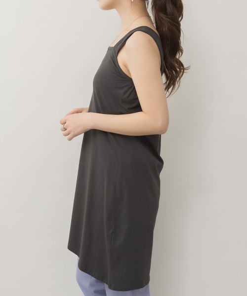 aity(アイティ)の「M-4L ブラ紐隠し レイヤードキャミソールミニワンピ 夏服(キャミソール・レディース・オフホワイト/ブラック/チャコールグレー/グレイッシュベージュ・4L/3L/LL/L/M)」の18枚目の写真