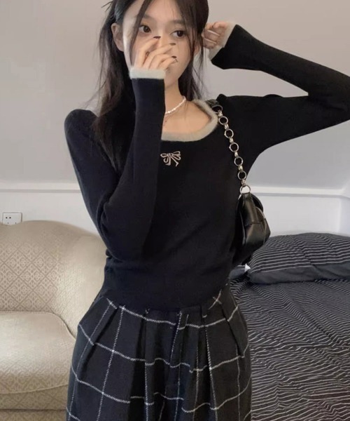 Miniministore（ミニミニストア）の「Tシャツ クールネック 刺しゅう 秋冬（Tシャツ/カットソー・レディース・ブラック/ホワイト/ピンク・M/S/L）」の2枚目の写真