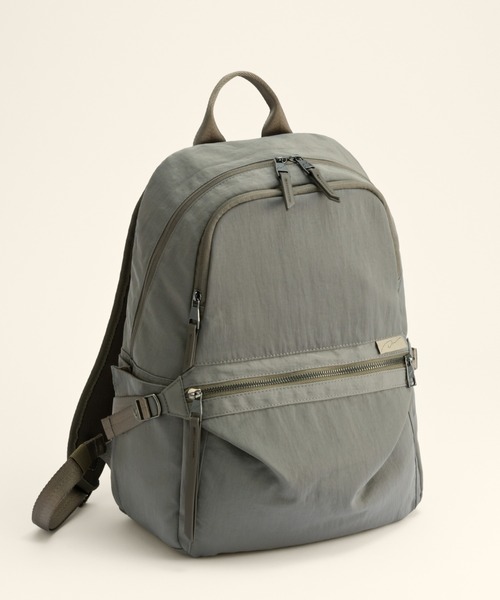 W&.Day/Night(ダブルアンド デイナイト)の「リュックサック キルッコ コレクション 15L A4サイズ 13.3インチPC ボトルホルダー 19144(バックパック/リュック・レディース・ブラック/ライトグレー系・FREE)」の12枚目の写真