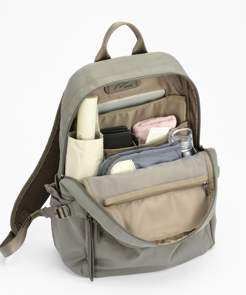 W&.Day/Night(ダブルアンド デイナイト)の「リュックサック キルッコ コレクション 15L A4サイズ 13.3インチPC ボトルホルダー 19144(バックパック/リュック・レディース・ブラック/ライトグレー系・FREE)」の19枚目の写真