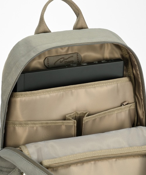 W&.Day/Night(ダブルアンド デイナイト)の「リュックサック キルッコ コレクション 15L A4サイズ 13.3インチPC ボトルホルダー 19144(バックパック/リュック・レディース・ブラック/ライトグレー系・FREE)」の20枚目の写真