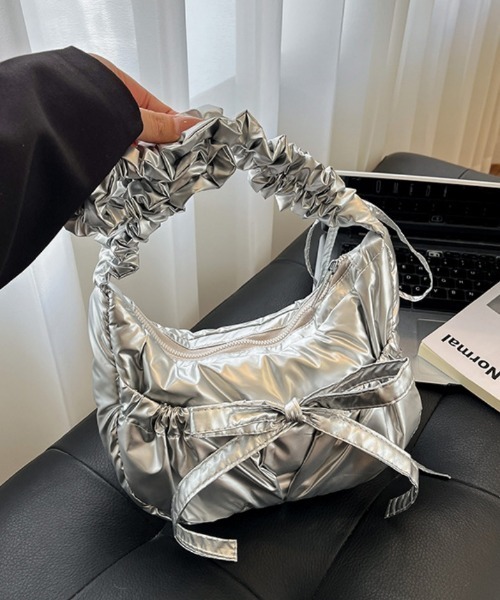 おしゃれスタ(オシャレスタ)の「ギャザーショルダーリボンデザインミニバッグ(ショルダーバッグ・レディース・シルバー/ブラック/カーキ/ホワイト・FREE)」の14枚目の写真