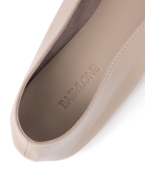 BABYLONE（バビロン）の「フラットレザーシューズ（パンプス・レディース・ブラック/ライトベージュ・24.5cm/24cm/23cm）」の15枚目の写真
