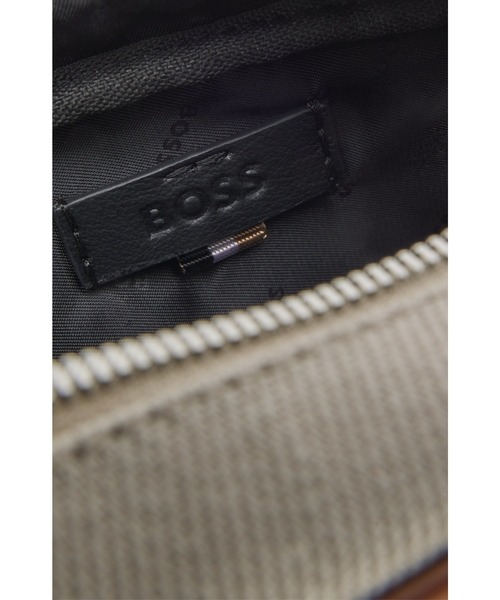 BOSS(ボス)の「BOSS Selected by Shohei Ohtani キャンバス レポーターバッグ(ショルダーバッグ・メンズ・ベージュ・ONESIZE)」の4枚目の写真