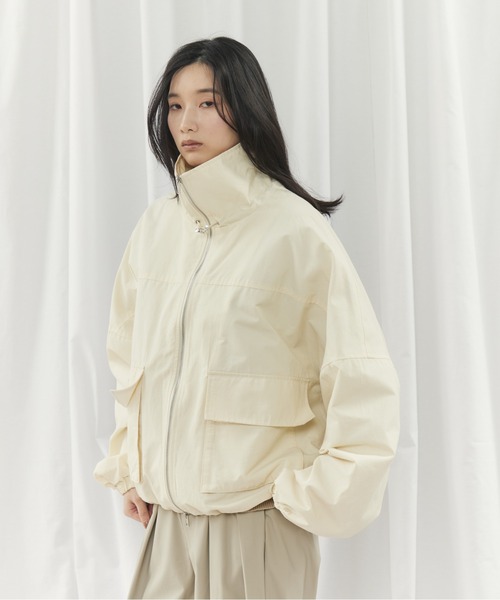 CIEL'AIR(シエルエアー)の「TWILL STAND COLLAR JK(ツイルスタンドカラージャケット)(ブルゾン・レディース・ブラック/アイボリー・FREE)」の4枚目の写真