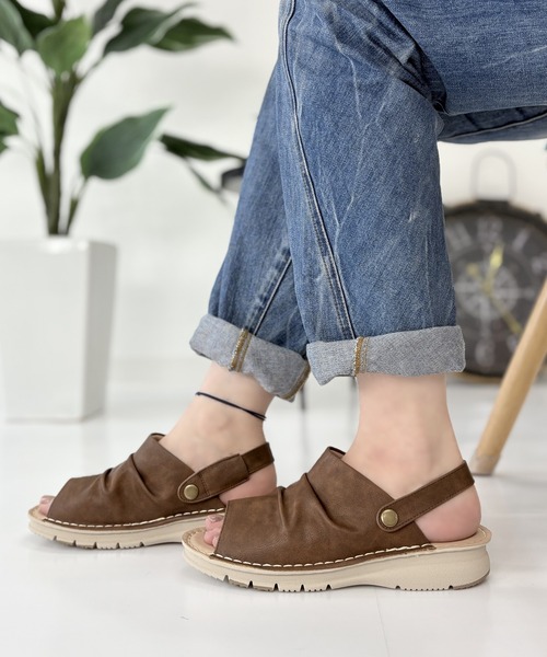 LUGG NAGG(ラグナグ)の「【WilsonLee】【スポっと】【軽量】コンフォート2WAYサンダル【3E】【リラックス】(サンダル・レディース・ブラウン/ブラック/ホワイト・S/M/L/LL)」の3枚目の写真