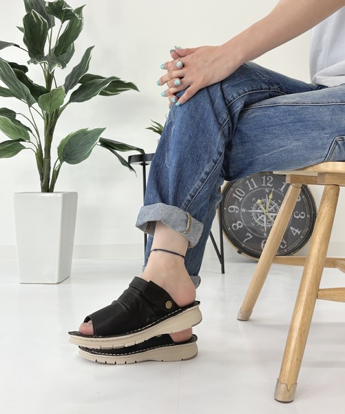 LUGG NAGG(ラグナグ)の「【WilsonLee】【スポっと】【軽量】コンフォート2WAYサンダル【3E】【リラックス】(サンダル・レディース・ブラウン/ブラック/ホワイト・S/M/L/LL)」の4枚目の写真