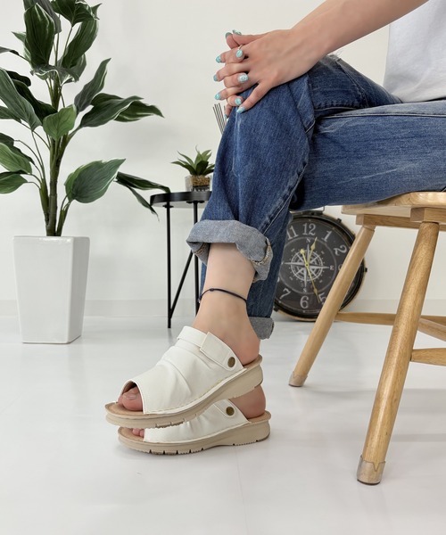 LUGG NAGG(ラグナグ)の「【WilsonLee】【スポっと】【軽量】コンフォート2WAYサンダル【3E】【リラックス】(サンダル・レディース・ブラウン/ブラック/ホワイト・S/M/L/LL)」の10枚目の写真