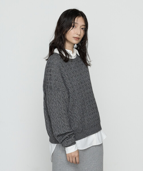 COMME CA Wardrobe(コムサワードローブ)の「〔 +サイズ 〕ケーブル編 ニットプルオーバー(ニット/セーター・レディース・イエロー・13号)」の12枚目の写真