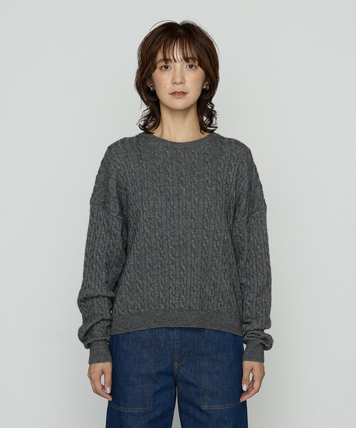 COMME CA Wardrobe(コムサワードローブ)の「〔 +サイズ 〕ケーブル編 ニットプルオーバー(ニット/セーター・レディース・イエロー・13号)」の22枚目の写真