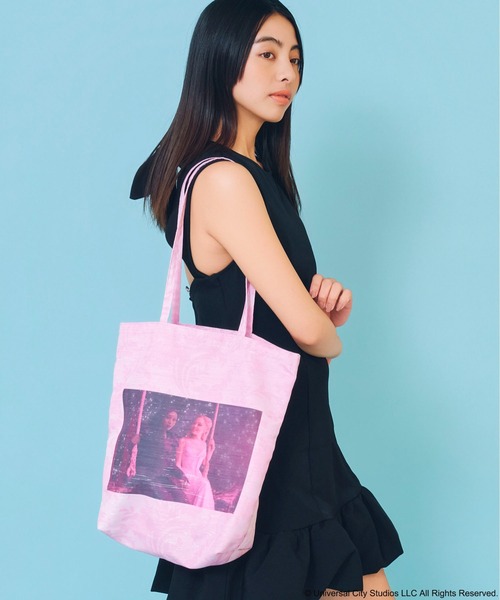 Casselini(キャセリーニ)の「Casselini(キャセリーニ)【WICKED× Casselini】フォトコラージュトート(トートバッグ・レディース・ブラック/ブルー/ピンク・FREE)」の15枚目の写真