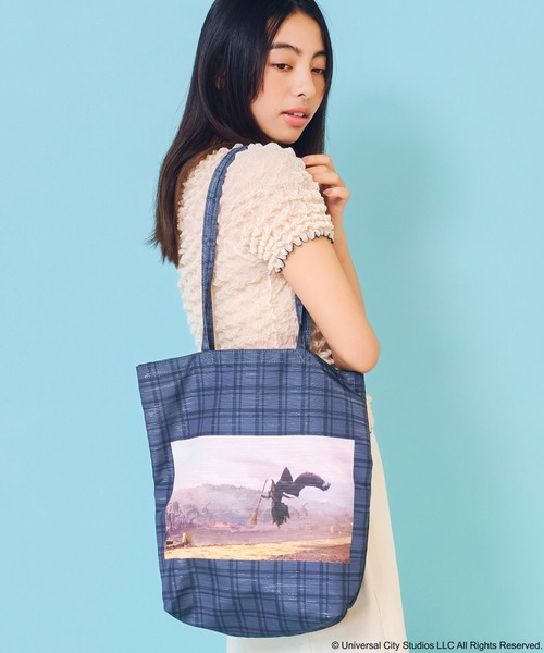 Casselini(キャセリーニ)の「Casselini(キャセリーニ)【WICKED× Casselini】フォトコラージュトート(トートバッグ・レディース・ブラック/ブルー/ピンク・FREE)」の21枚目の写真