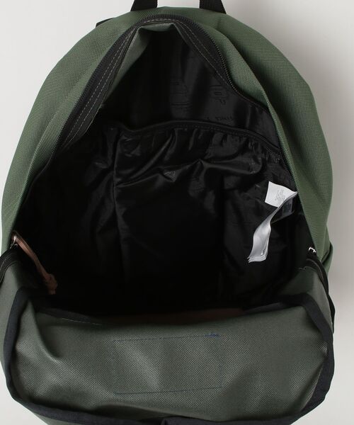 JANSPORT(ジャンスポーツ)の「【JANSPORT】RIGHT PACK(バックパック/リュック・メンズ・カーキ・FREE)」の4枚目の写真