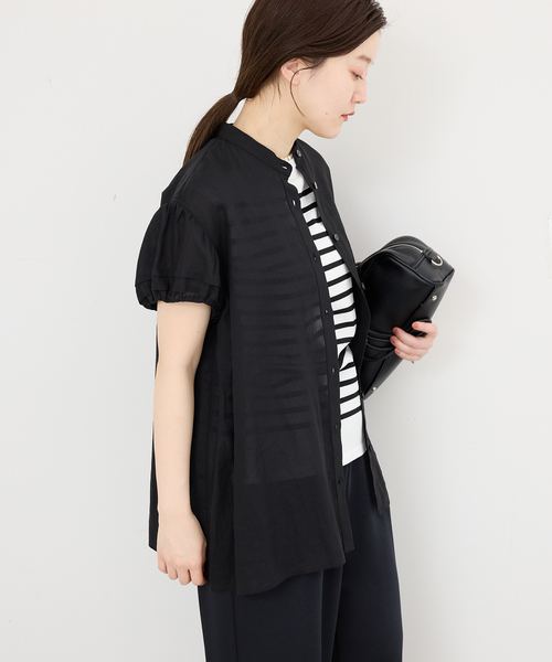 IENA(イエナ)の「《WEB限定/追加》パフスリーブ半袖ブラウス(シャツ/ブラウス・レディース・ブラック/ベージュ・FREE)」の7枚目の写真