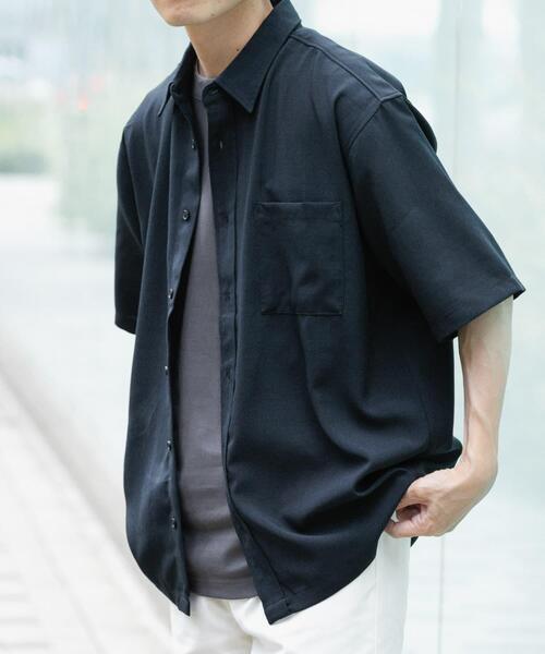 ITEMS URBANRESEARCH(アイテムズ アーバンリサーチ)の「『接触冷感/吸水速乾/イージーケア/UVカット』クイックドライリネンタッチ半袖シャツ(シャツ/ブラウス・メンズ・ベージュ/チャコールグレー/ブラック/オリーブ・LARGE/MEDIUM)」の5枚目の写真