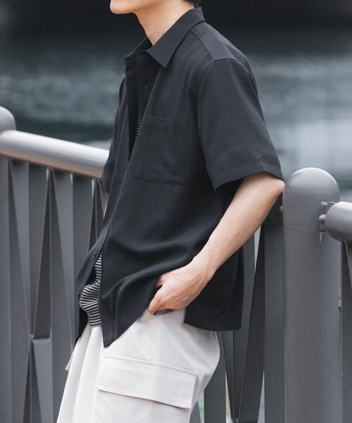 ITEMS URBANRESEARCH(アイテムズ アーバンリサーチ)の「『接触冷感/吸水速乾/イージーケア/UVカット』クイックドライリネンタッチ半袖シャツ(シャツ/ブラウス・メンズ・ベージュ/チャコールグレー/ブラック/オリーブ・LARGE/MEDIUM)」の10枚目の写真