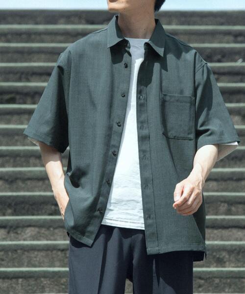 ITEMS URBANRESEARCH(アイテムズ アーバンリサーチ)の「『接触冷感/吸水速乾/イージーケア/UVカット』クイックドライリネンタッチ半袖シャツ(シャツ/ブラウス・メンズ・ベージュ/チャコールグレー/ブラック/オリーブ・LARGE/MEDIUM)」の20枚目の写真