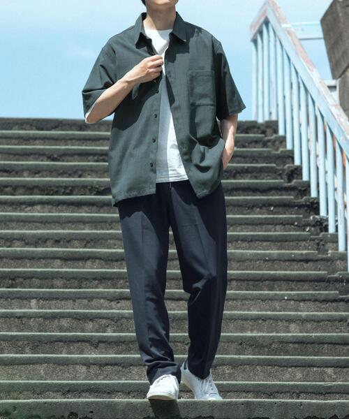 ITEMS URBANRESEARCH(アイテムズ アーバンリサーチ)の「『接触冷感/吸水速乾/イージーケア/UVカット』クイックドライリネンタッチ半袖シャツ(シャツ/ブラウス・メンズ・ベージュ/チャコールグレー/ブラック/オリーブ・LARGE/MEDIUM)」の21枚目の写真