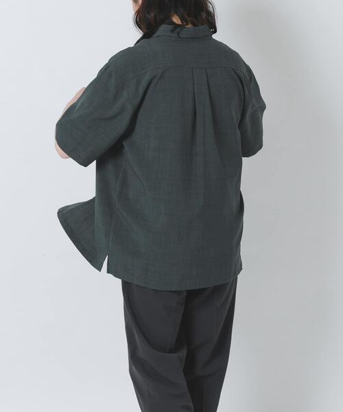 ITEMS URBANRESEARCH（アイテムズ アーバンリサーチ）の「『接触冷感/吸水速乾/イージーケア/UVカット』クイックドライリネンタッチ半袖シャツ（シャツ/ブラウス・メンズ・ベージュ/チャコールグレー/ブラック/オリーブ・LARGE/MEDIUM）」の14枚目の写真