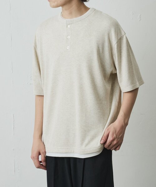 COLONY 2139（コロニートゥーワンスリーナイン）の「サマーニットソーレイヤードヘンリー半袖T（Tシャツ/カットソー・メンズ・アイボリー/ブラック/グレイッシュベージュ・MEDIUM/LARGE）」の4枚目の写真