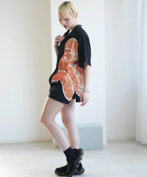 utatane(ウタタネ)の「着物リメイク maison utatane シャツ/ブラウス 黒の金朱波(シャツ/ブラウス・レディース・ブラック・M)」の7枚目の写真