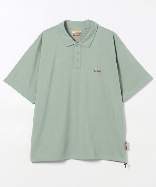 FREAK'S STORE(フリークスストア)の「FREAK'S STORE for BEACH & FES リラックスフィット ワンポイントロゴ スピンドル ポロシャツ/紫外線防止(UPF50+)/接触冷感/吸水速乾(ポロシャツ・メンズ・ベージュ/チャコールグレー/ブラック/ライトグレー/グリーン/ホワイト/サックスブルー・SMALL/MEDIUM/LARGE)」の7枚目の写真