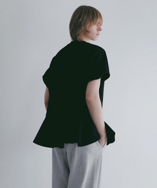 MANOF(マノフ)の「FRILL DOLMAN LOOSE TOPS(Tシャツ/カットソー・レディース・ホワイト/ブラック・F)」の19枚目の写真