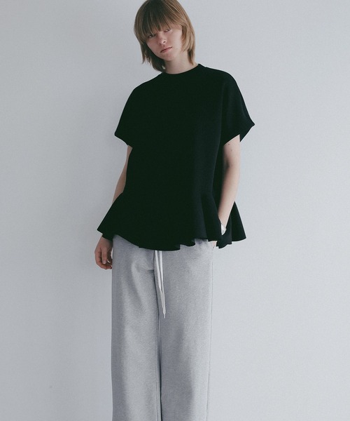 MANOF(マノフ)の「FRILL DOLMAN LOOSE TOPS(Tシャツ/カットソー・レディース・ホワイト/ブラック・F)」の16枚目の写真