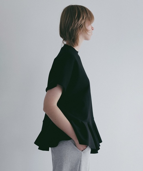 MANOF(マノフ)の「FRILL DOLMAN LOOSE TOPS(Tシャツ/カットソー・レディース・ホワイト/ブラック・F)」の18枚目の写真
