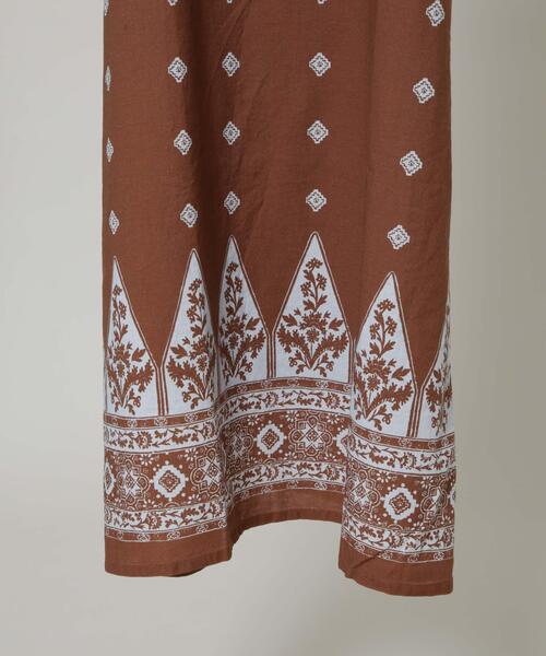 sara mallika(サラ マリカ)の「Sara mallika/Zigzag Flower Print Cami Dress(ワンピース・レディース・ベージュ系その他/ブラウン・S)」の4枚目の写真