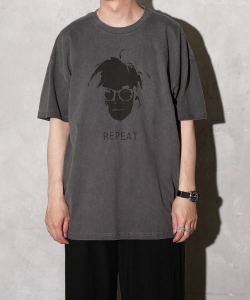 THRIFTY LOOK(スリフティールック)の「THRIFTY LOOK / スリフティールック "REPEAT" SS TEE リラックスフィット グラフィック Tシャツ(Tシャツ/カットソー・メンズ・ブラック/ホワイト/スミクロ・MEDIUM/LARGE/X-LARGE/SMALL)」の15枚目の写真