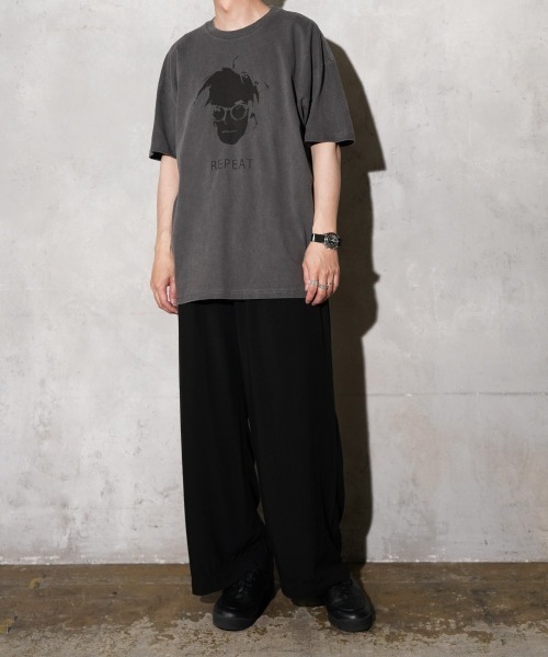 THRIFTY LOOK(スリフティールック)の「THRIFTY LOOK / スリフティールック "REPEAT" SS TEE リラックスフィット グラフィック Tシャツ(Tシャツ/カットソー・メンズ・ブラック/ホワイト/スミクロ・MEDIUM/LARGE/X-LARGE/SMALL)」の16枚目の写真