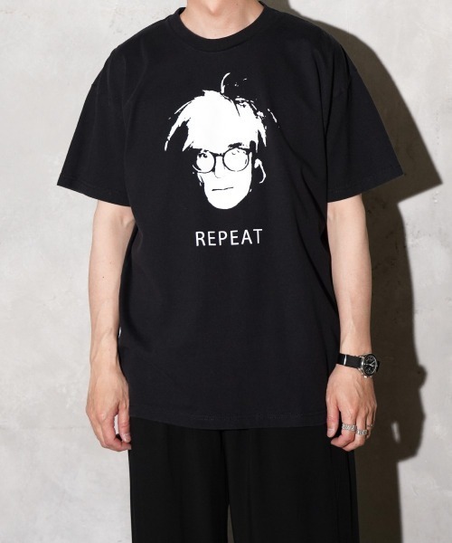 THRIFTY LOOK(スリフティールック)の「THRIFTY LOOK / スリフティールック "REPEAT" SS TEE リラックスフィット グラフィック Tシャツ(Tシャツ/カットソー・メンズ・ブラック/ホワイト/スミクロ・MEDIUM/LARGE/X-LARGE/SMALL)」の5枚目の写真