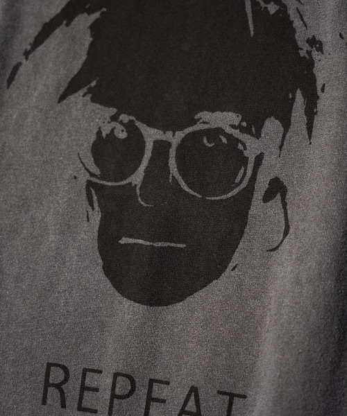 THRIFTY LOOK(スリフティールック)の「THRIFTY LOOK / スリフティールック "REPEAT" SS TEE リラックスフィット グラフィック Tシャツ(Tシャツ/カットソー・メンズ・ブラック/ホワイト/スミクロ・MEDIUM/LARGE/X-LARGE/SMALL)」の20枚目の写真