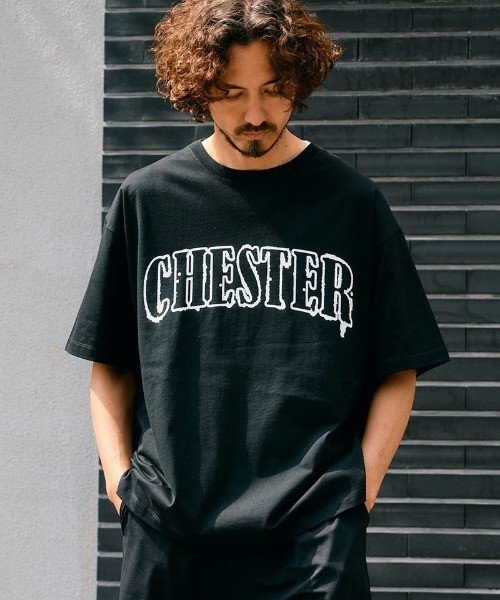 Chester(チェスター)の「mt10544- 2トーン アーチロゴ プリントTシャツ(10012)(Tシャツ/カットソー・メンズ・ホワイト/ブラック系その他/ブラック・M/L/XL)」の6枚目の写真
