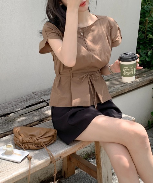 FAVORITO(ファヴォリート)の「リボンシャツトップス(シャツ/ブラウス・レディース・ブラウン/オフホワイト/ピンク・F)」の21枚目の写真