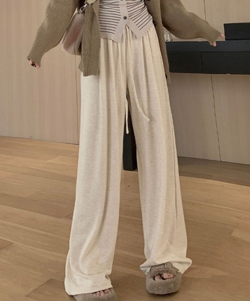Teem Store(チームストア)の「リラックススウェットワイドパンツ 無地 ドット柄 ルームパンツ イージーパンツ(その他パンツ・レディース・アイボリー/アイボリー系1/グレー系1/チャコール/グレー系2/グレー・F)」の2枚目の写真