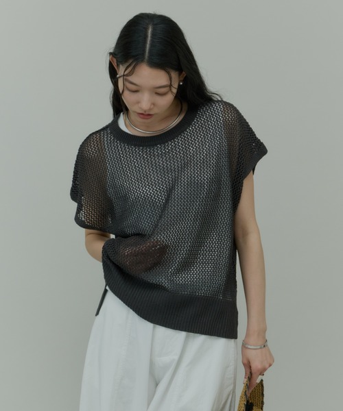 Plumel(プルメル)の「Sleeveless Mesh Knit Tops with Tank / スリーブレスメッシュニットwithタンク(ニット/セーター・レディース・モカ/ラベンダー/ブラック・MEDIUM)」の19枚目の写真