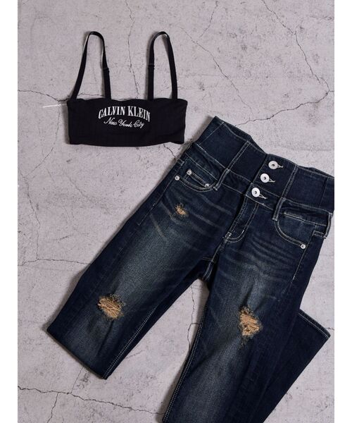 GYDA(ジェイダ)の「Calvin Klein LIGHTLY LINED BANDEAU(その他トップス・レディース・ブラック・SMALL)」の3枚目の写真