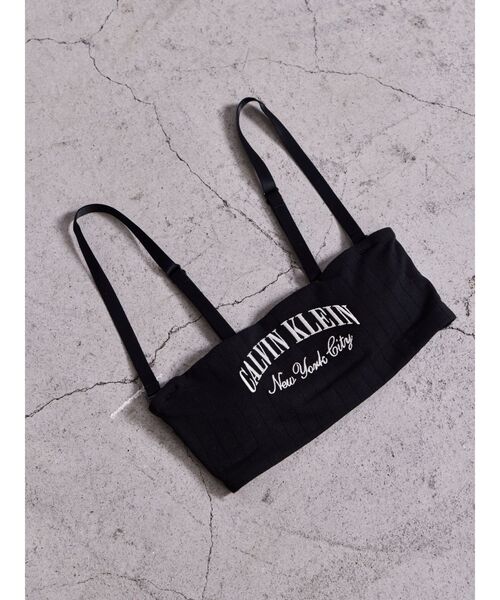 GYDA(ジェイダ)の「Calvin Klein LIGHTLY LINED BANDEAU(その他トップス・レディース・ブラック・SMALL)」の5枚目の写真