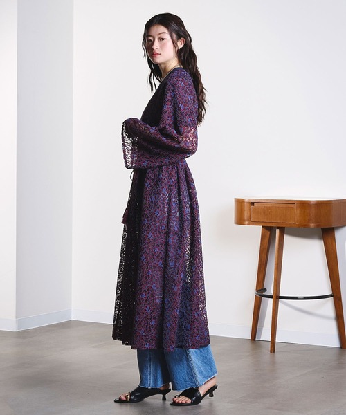 ROSE BUD（ローズバッド）の「(mag.by c)FRONT OPEN LACE DRESS（ワンピース・レディース・オフホワイト/バーガンディー・ONE SIZE）」の9枚目の写真
