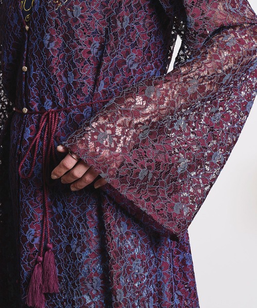 ROSE BUD（ローズバッド）の「(mag.by c)FRONT OPEN LACE DRESS（ワンピース・レディース・オフホワイト/バーガンディー・ONE SIZE）」の4枚目の写真