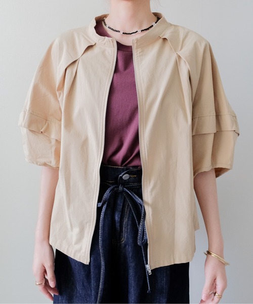 DOLLUPOOPS(ドールアップウップス)の「Dolman Tuck Blouson(ドルマンタックブルゾン)(ブルゾン・レディース・ブラック/ベージュ/オフホワイト・FREE)」の8枚目の写真