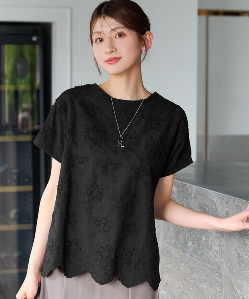 Tiaclasse(ティアクラッセ)の「スカラップレースコンビトップス(Tシャツ/カットソー・レディース・オフホワイト/グリーン/ブラック/パープル・L/M)」の2枚目の写真
