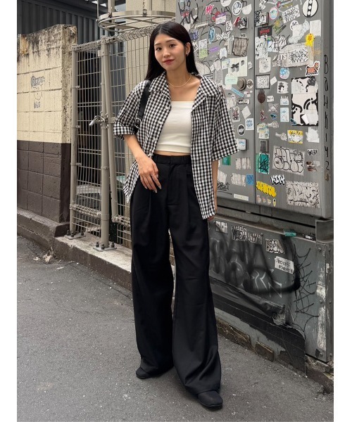 WHIMSIC(ウィムジック)の「【UNISEX】ギンガムチェックバンダナ付きスリーピングシャツ(シャツ/ブラウス・メンズ・ブラック/ブルー/キャメル・FREE)」の5枚目の写真