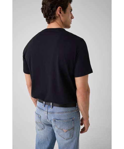 Guess(ゲス)の「TRIANGLE Leaves Embroidery Tee Tシャツ 半袖 ロゴTシャツ(Tシャツ/カットソー・メンズ・ブラック/ホワイト・X-LARGE/SMALL/LARGE/MEDIUM)」の6枚目の写真