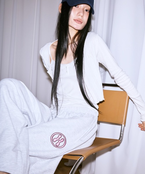 THE MYSTERIOUS HOTEL（ザミステリアスホテル）の「THE MYSTERIOUS HOTEL/ザ ミステリアス ホテル/H LOGO BASIC WIDE PANT（スウェットパンツ・レディース・グレー/ピンク・F）」の7枚目の写真