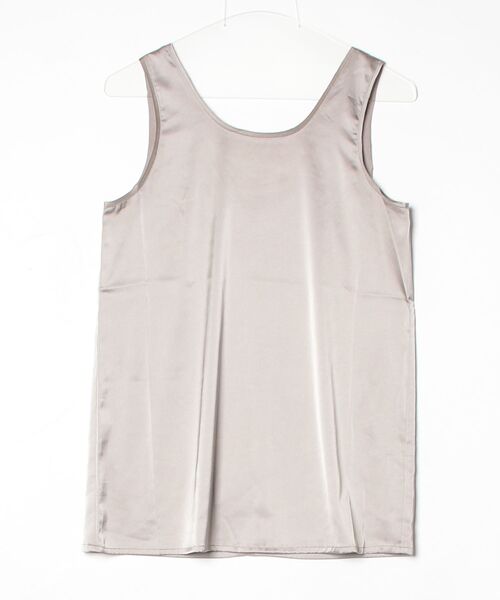 anuke（アンヌーク）の「Satin Uneck Tops 62610405（Tシャツ/カットソー・メンズ・ライトグリーン/ブラック/グレイッシュベージュ・FREE）」の2枚目の写真