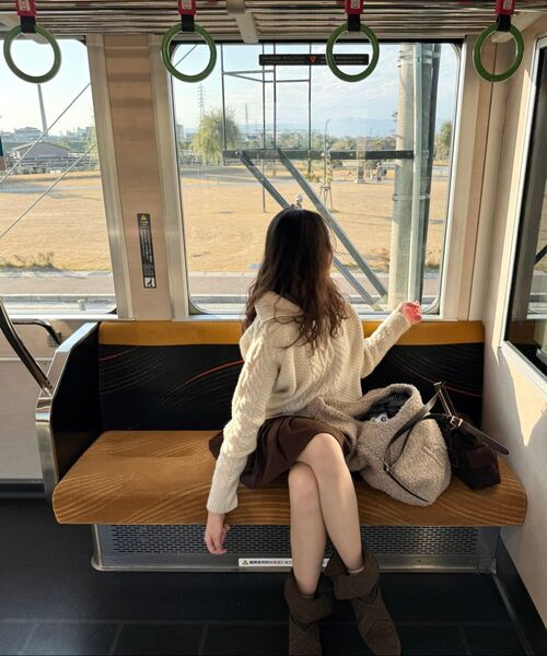 HAVEAWHALE（ハブアホエール）の「boucle pebble bag (BE)（ショルダーバッグ・レディース・その他・FREE）」の2枚目の写真